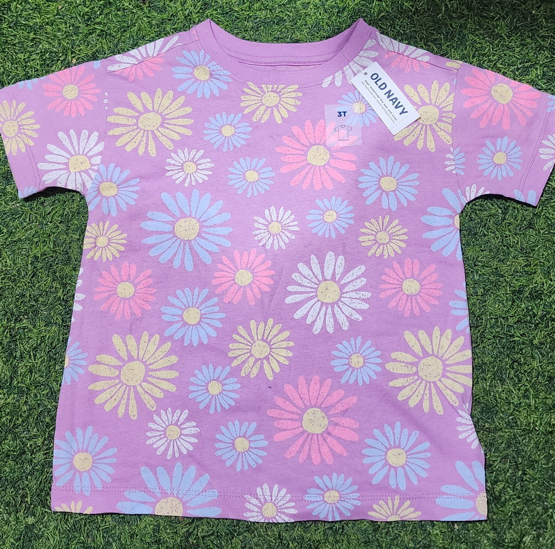 Oldnavy little girls t shirt size 3 & 5 years