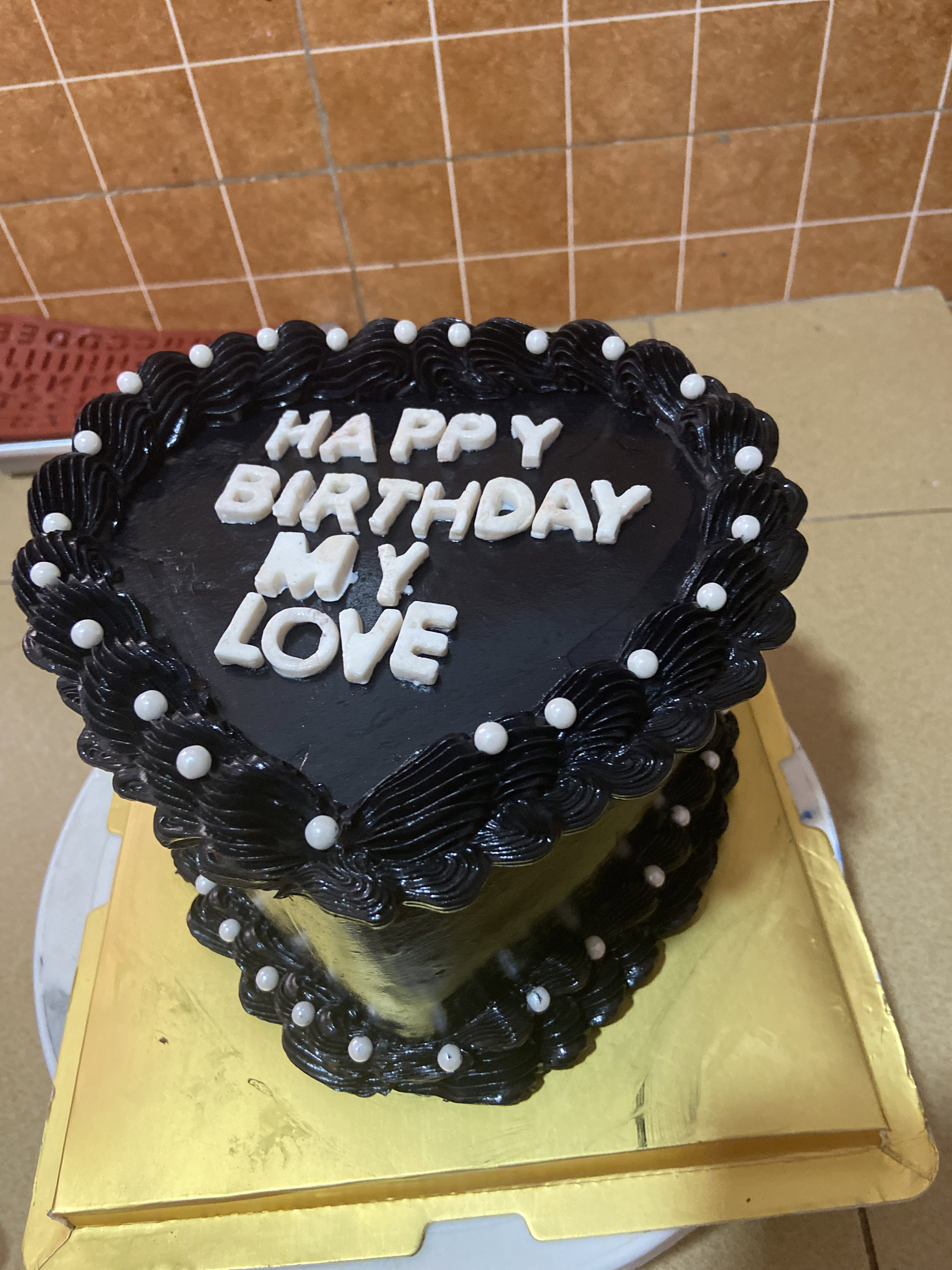 Black Heart Shape cake_1