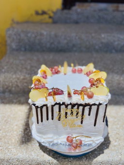 Square cake