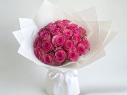 25 Roses Pink