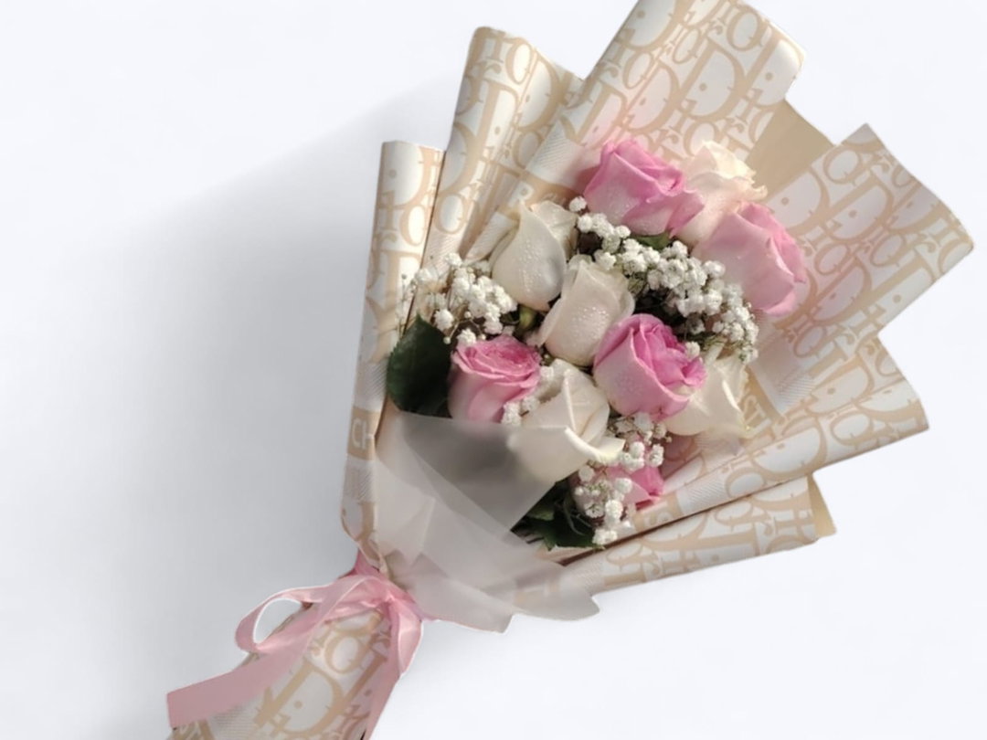 White and Pink Roses Arrangement
