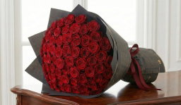 100 Red Roses