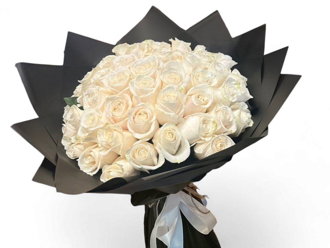 50 White Roses