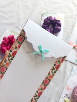 🌙 Eid Personalized Envelope – Scrunchie & Bow Edition 🌸