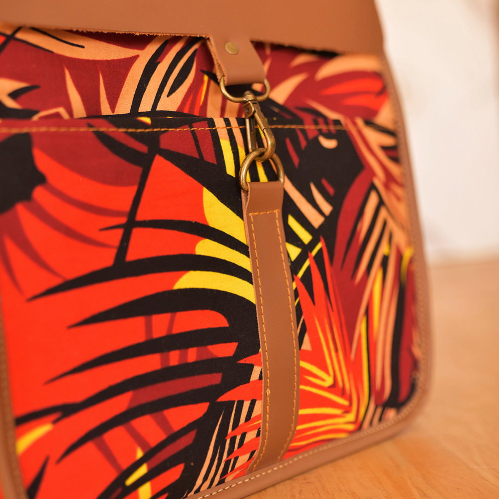 Dani midpack-Brownfire_2