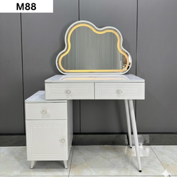 MIRROR DRESSING TABLE (MEJA SOLEK)