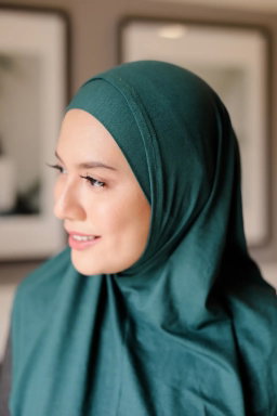 FATEMA Syria Instant in Forest