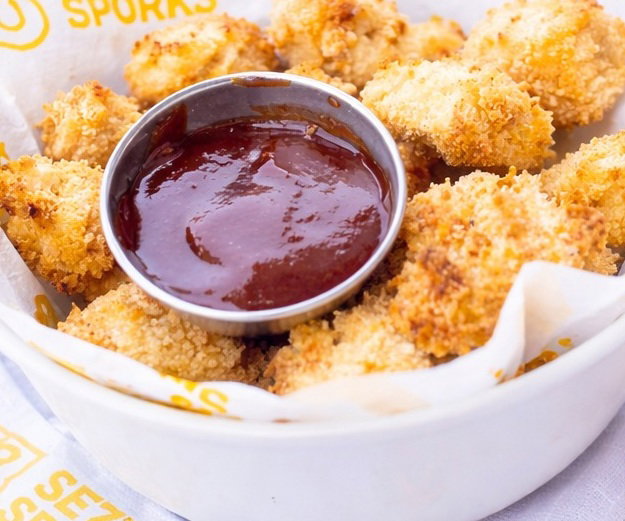 CHICKEN POPS AND DIP_0