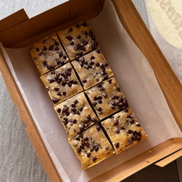 Butterscotch Blondies (Box of 8)