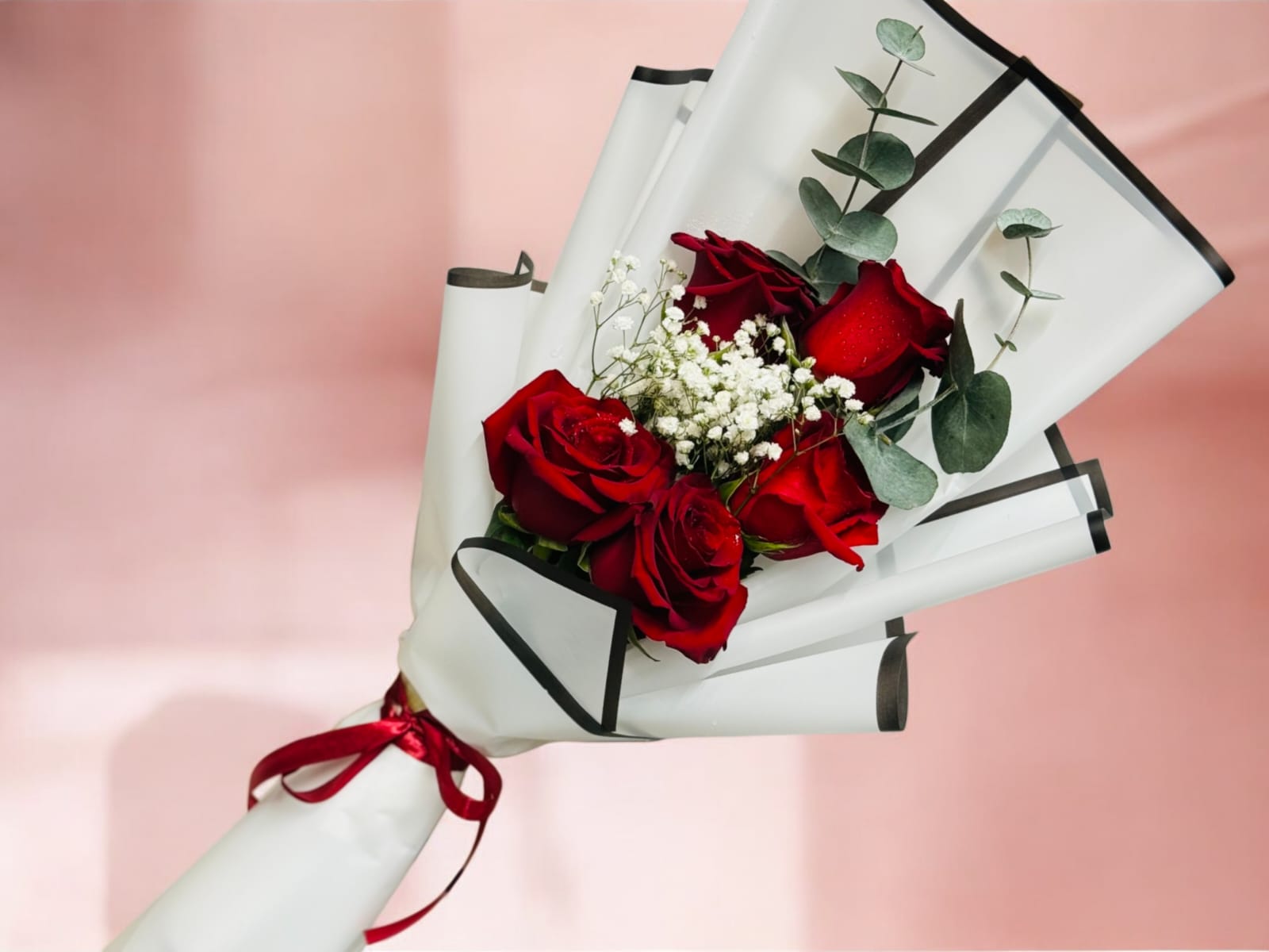 Mini Bouquet Red Roses_0