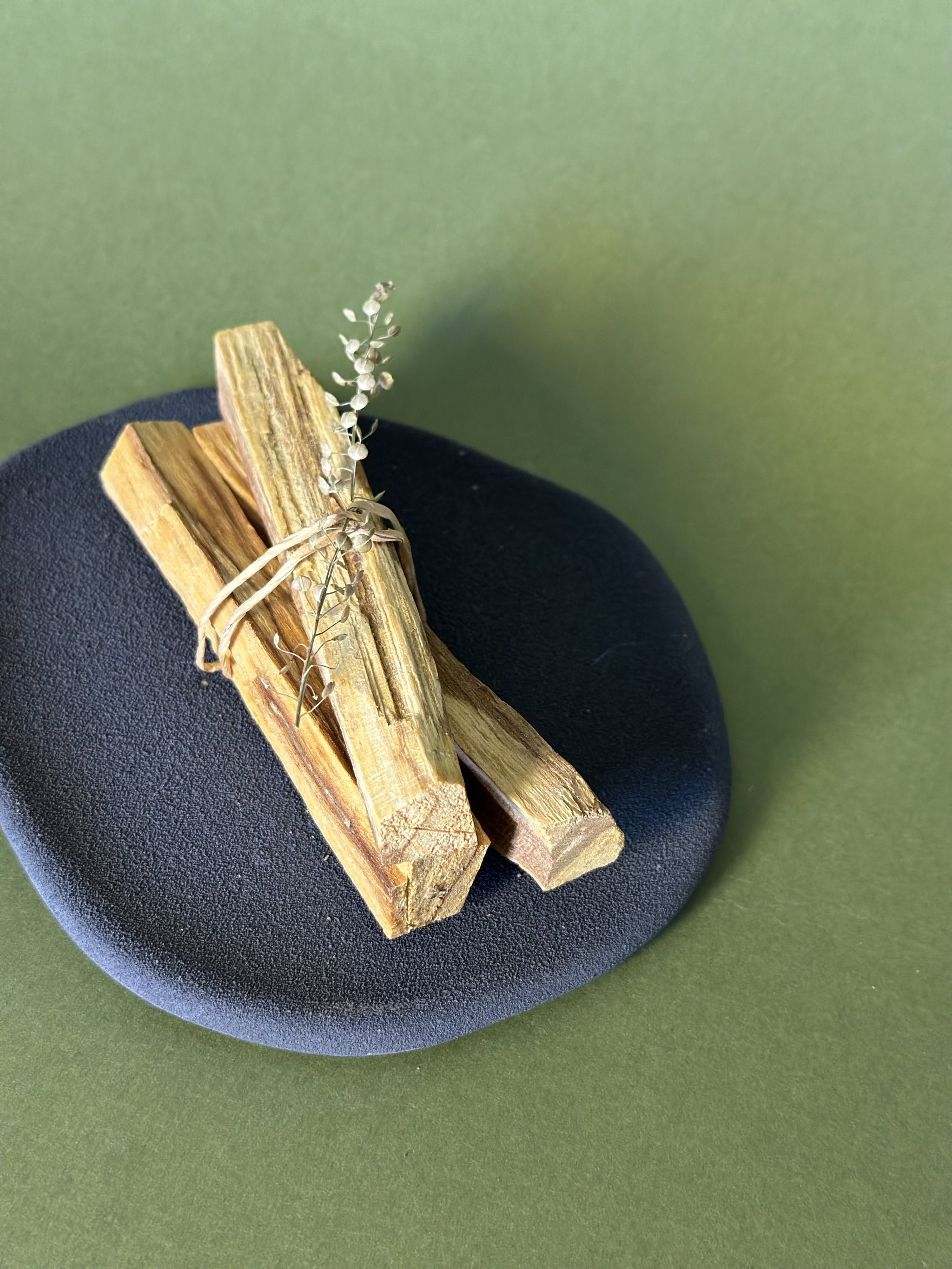 Palo Santo Smudge Stick - High Resin_0