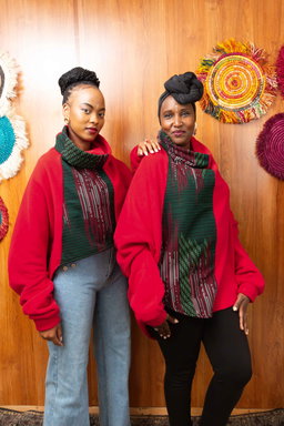 Ascili Snuggy Cardigan - Red / Kenyan Print
