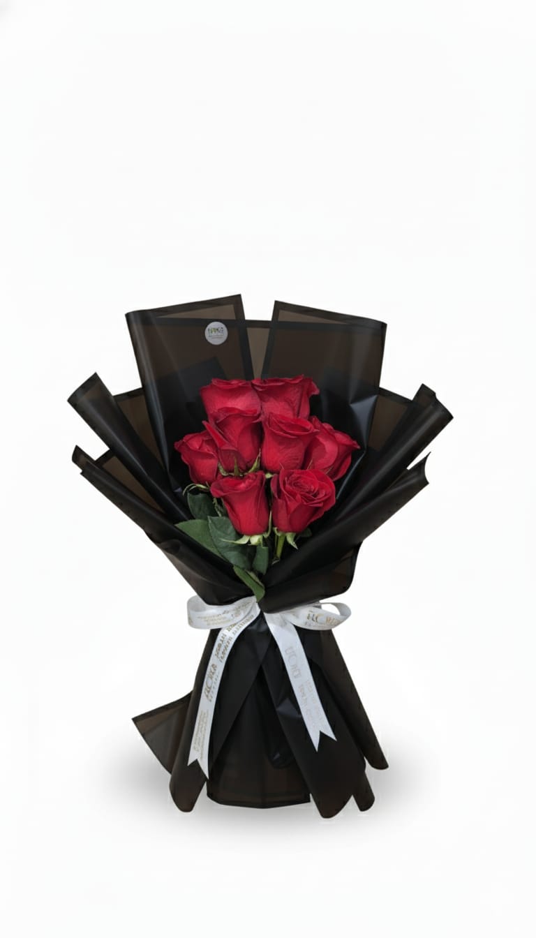10pcs Classic Red Roses in Luxury Black Wrap_0