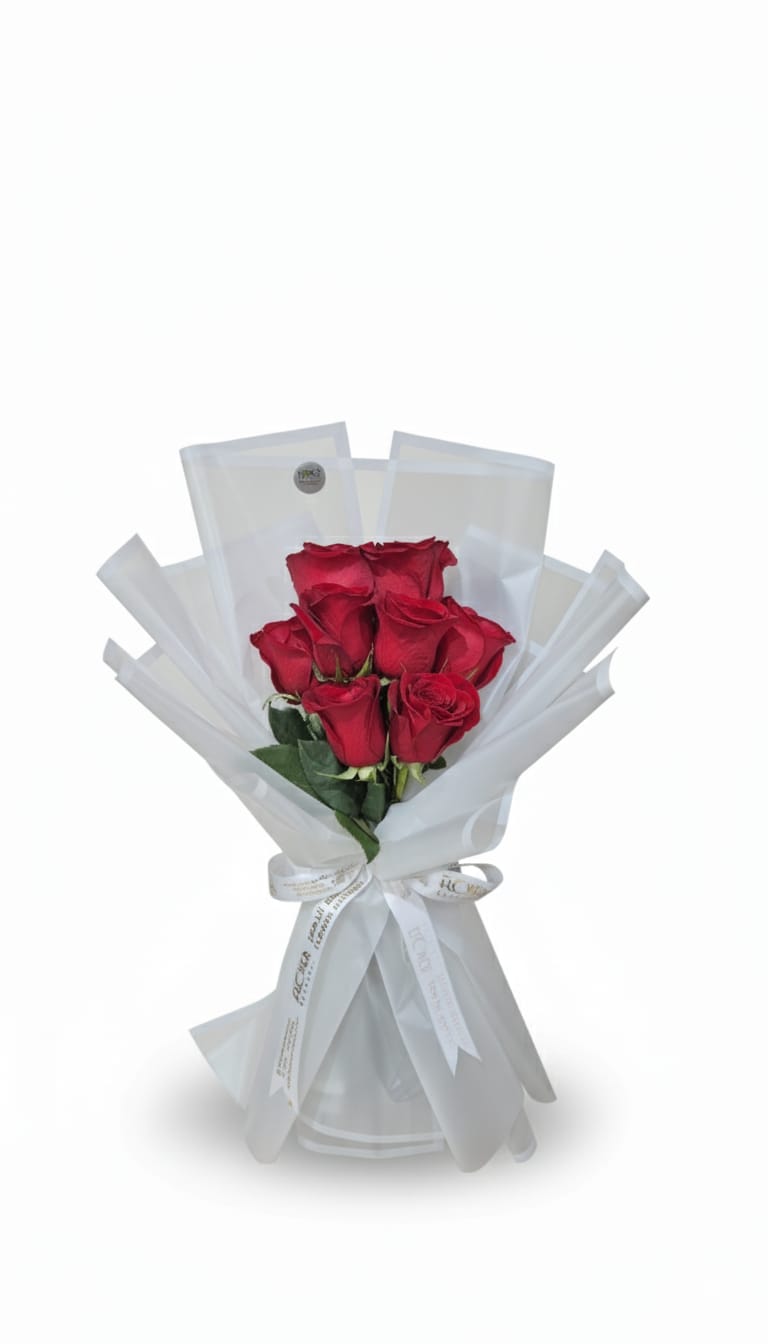 10pcs Classic Red Roses in Luxury Black Wrap_2