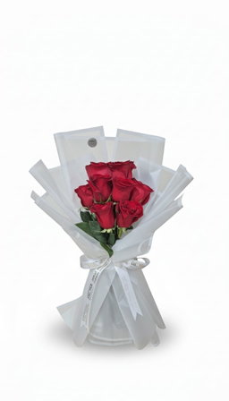10pcs Classic Red Roses in Luxury Black Wrap