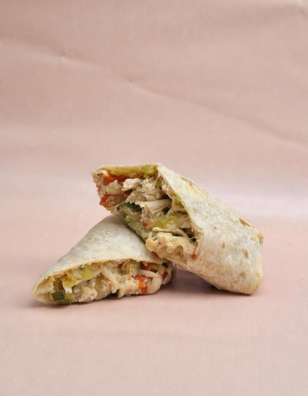 Burrito de Pollo Mechado
