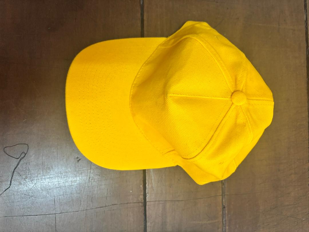 CASQUETTE JAUNE SIMPLE