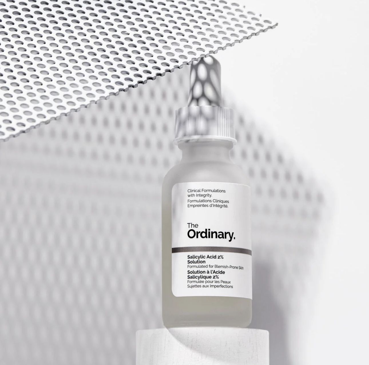 ‏The Ordinary Salicylic Acid 2% Solution - 30ml | ذا اوردنري سيروم ساليسليك اسيد 2% - 30 مل