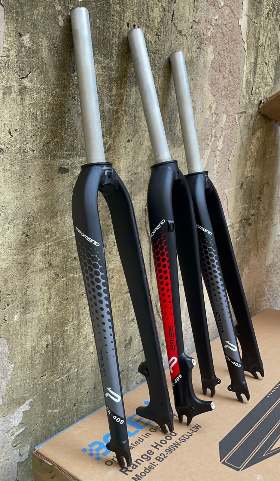 PROMEND FK-409 Rigid Aluminium Fork (Gravel / 29er Compatible)_1