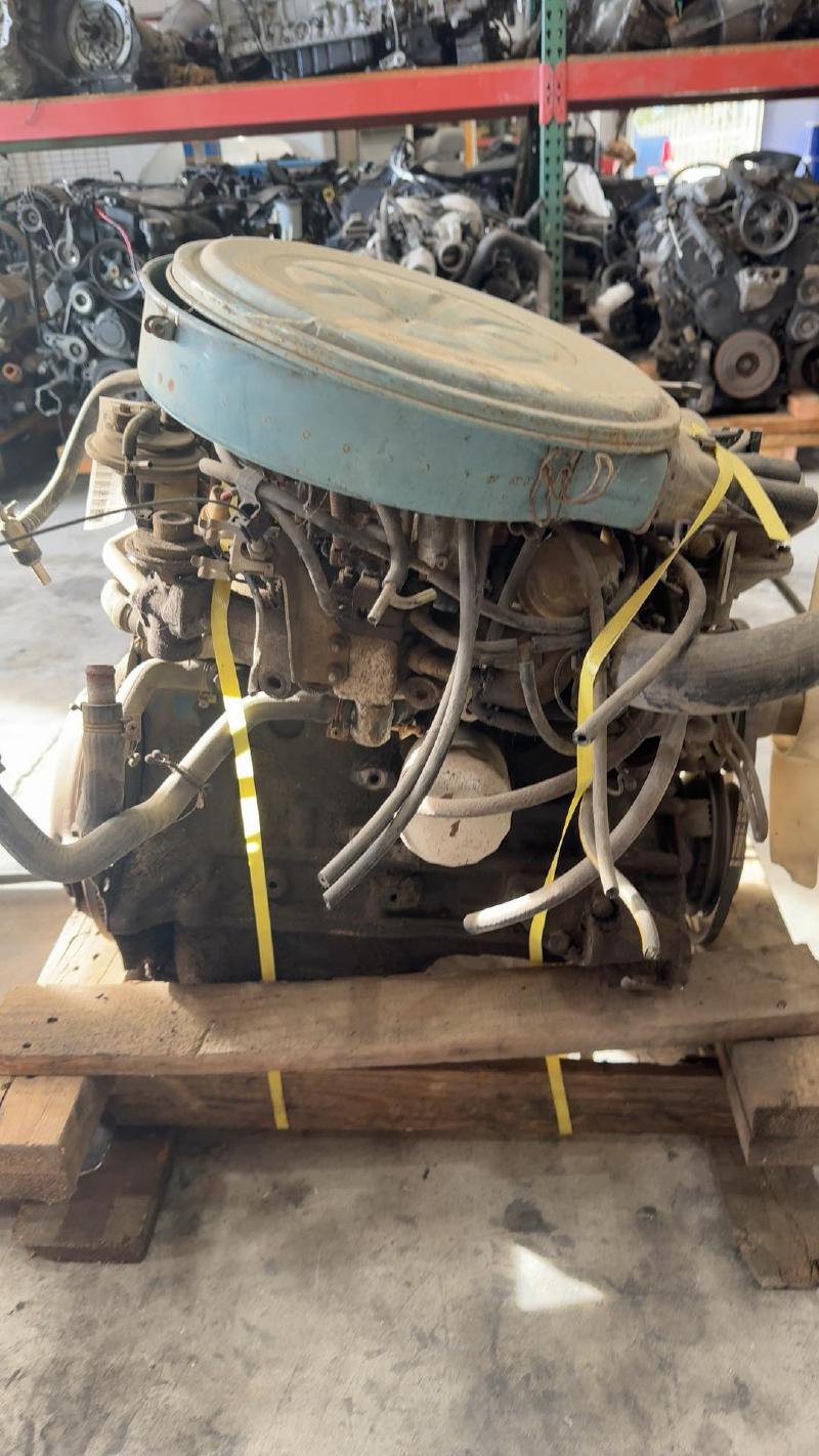Pickup D21 Z24 2.4 Carburado 1982-1990_1