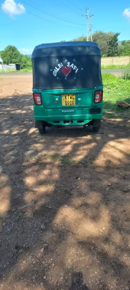 Used Piaggio Ape City Diesel Tuktuk (Green) - KTWC 091V