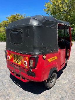Piaggio Ape City Diesel (Red)