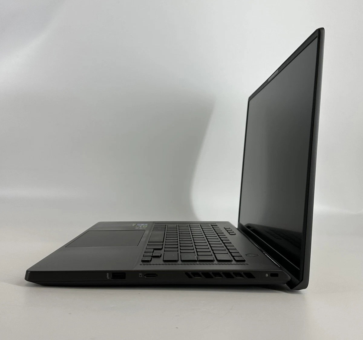Asus Rog Zephyrus G16_3