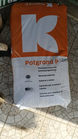 K Potgrond P 70L