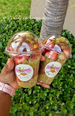 Dubai Chocolate Strawberry Cup