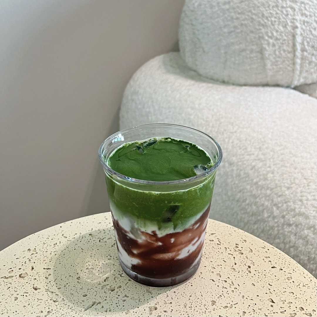 Adzuki Red Bean Matcha Latte (Iced)