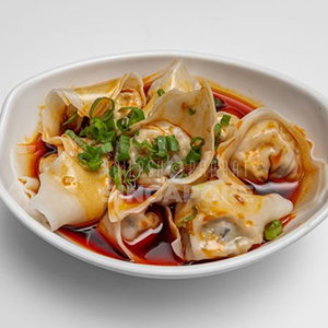 VEG WANTONS WITH CHILLI OIL