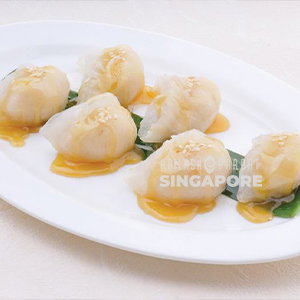 SCREAM COCONUT DUMPLINGS WITH HONEY BUTTER SAUCE_0