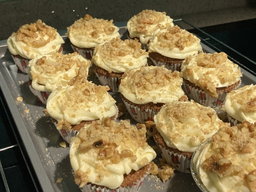 Carrot Cake Cupcakes - Classic
