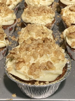 Carrot Cake Cupcakes - Classic
