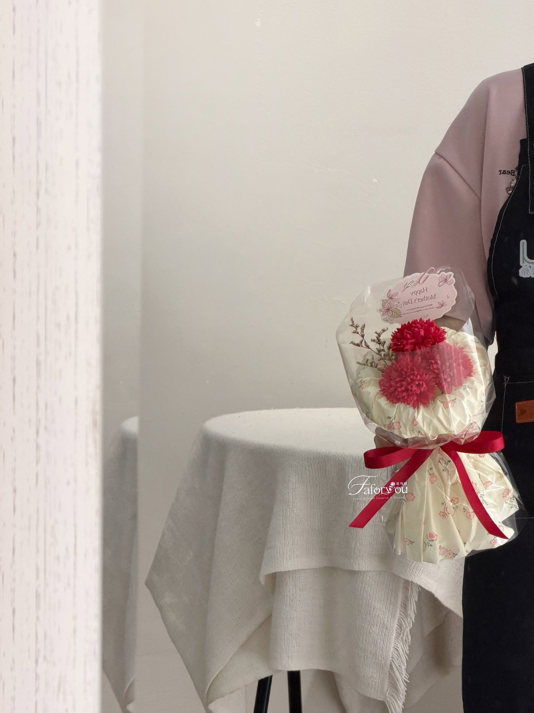 ( MC03 ) 3 Stalk Soap Carnation Pao Pao Bouquet _1