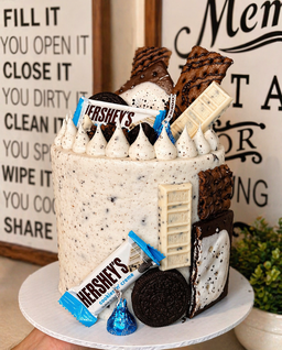 Cookies n’ Creme Cake
