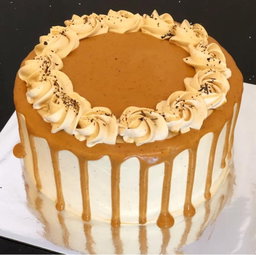 Thai Milk Tea Cake