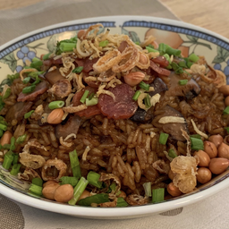 Glutinous Rice (separate fried onion, peanuts and spring onion condiments included)