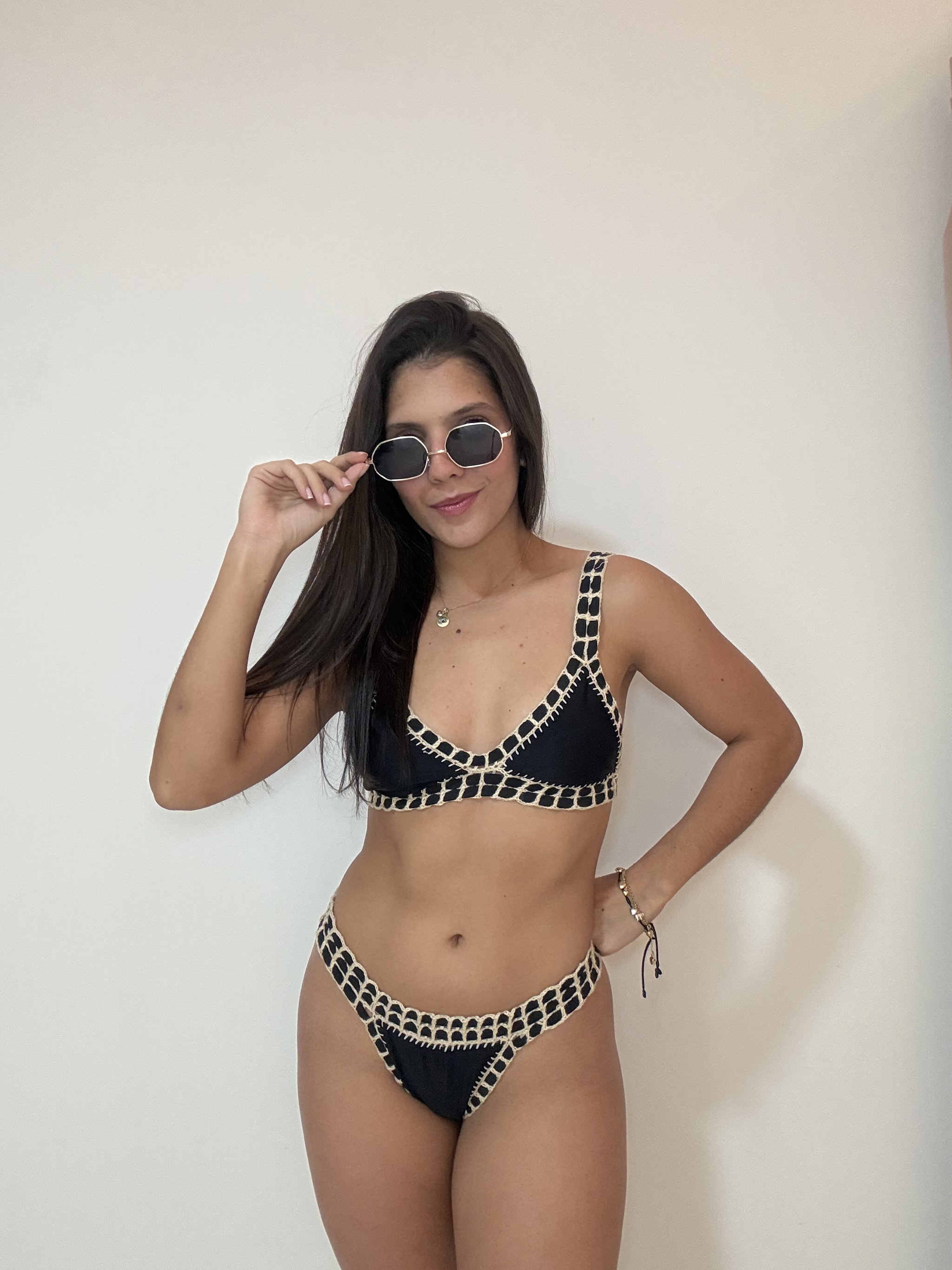 Modelo tejido negro _1
