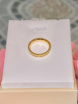 Classic Court Ring