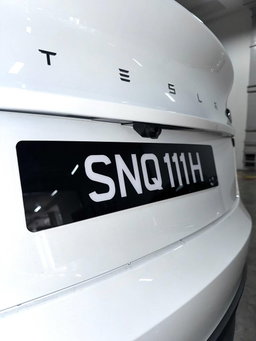 [2D Flat] 2D Acrylic Black Car Plates