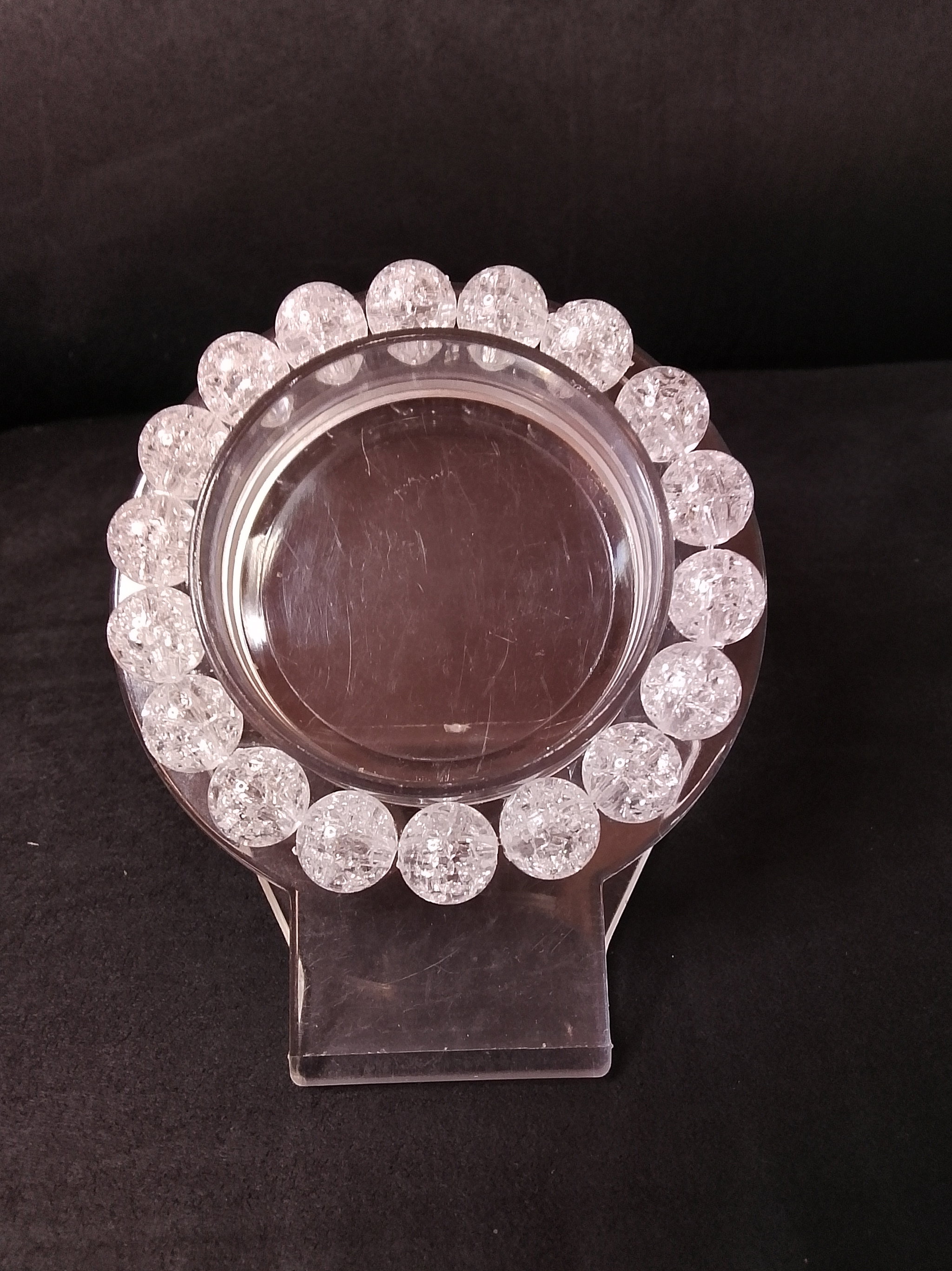 Crackled White Bracelets _0