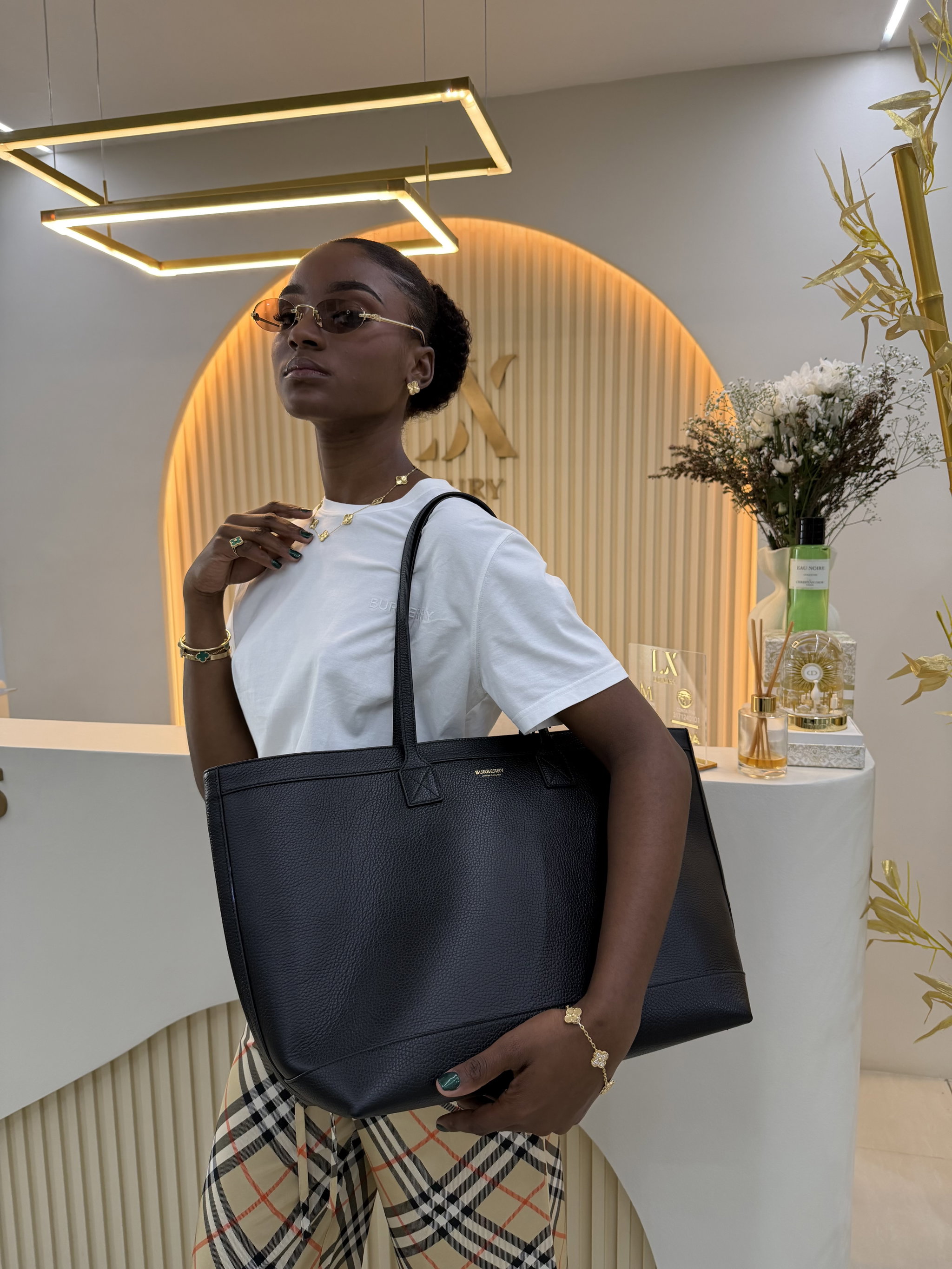 Bolsa Burberry tote clássica _3
