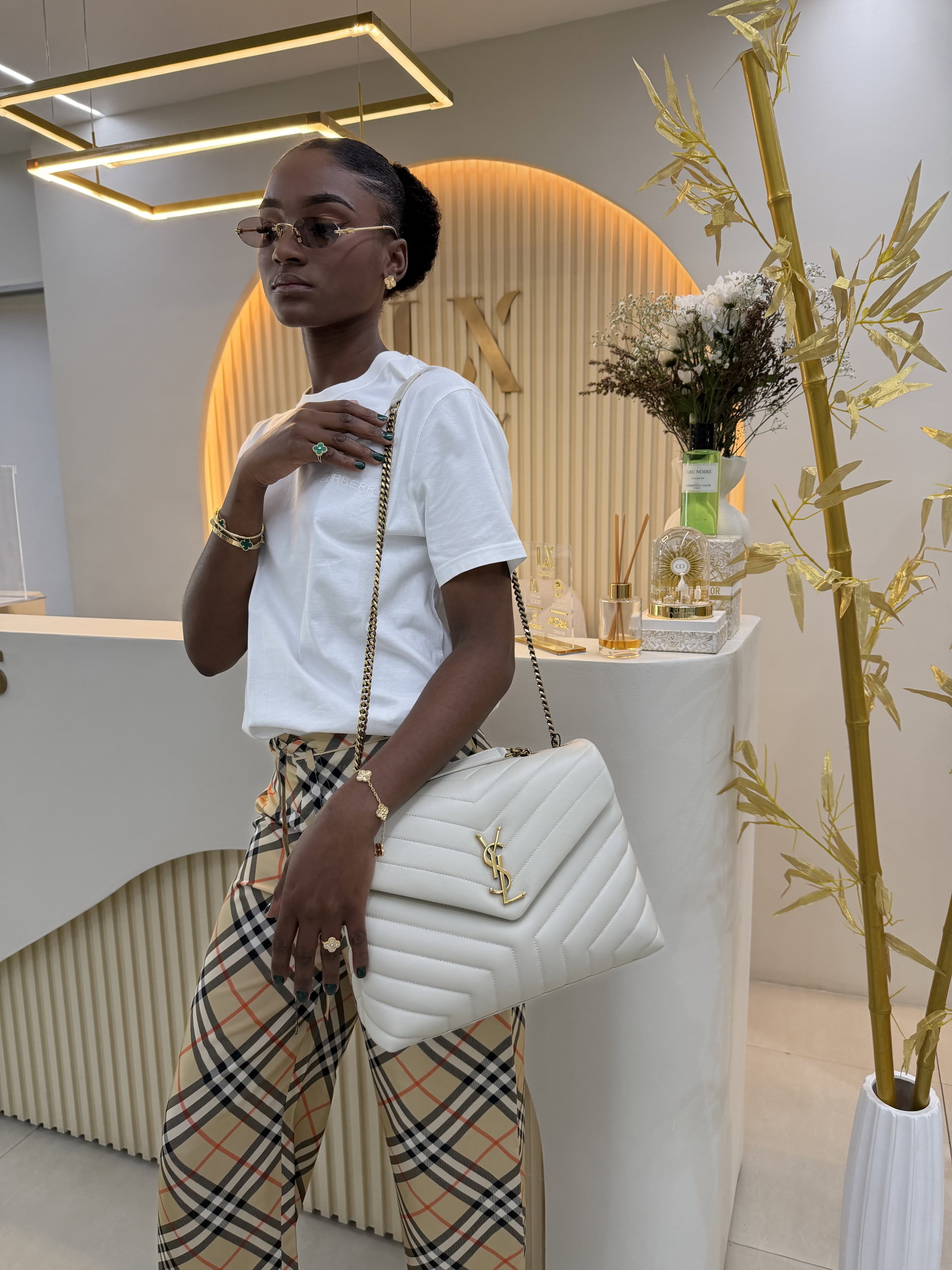 Bolsa Saint Laurent YSL loulou branca - grande _3