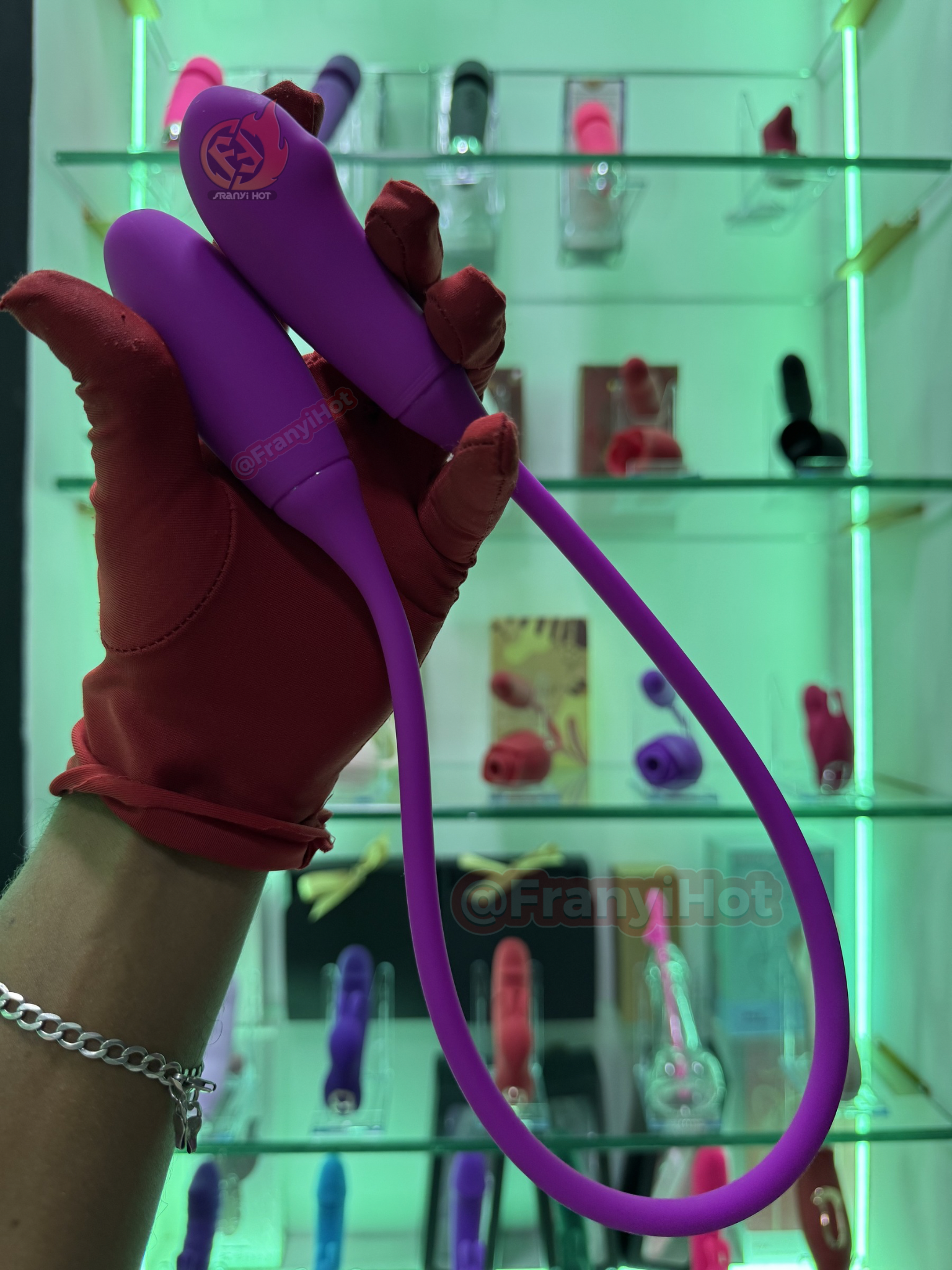 Vibrador de doble estimulación y largo alcance _1