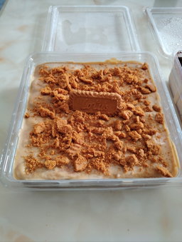 Biscuit Tiramisu 20x20x6cm (8-10 pax)