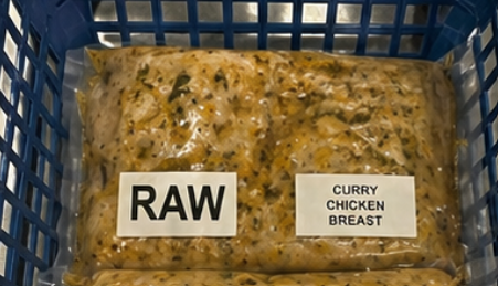 Curry Chicken Breast Cubes (300gm/pkt)