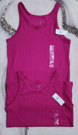 Oldnavy female tops 
