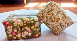 🌸 Boxed Pouch