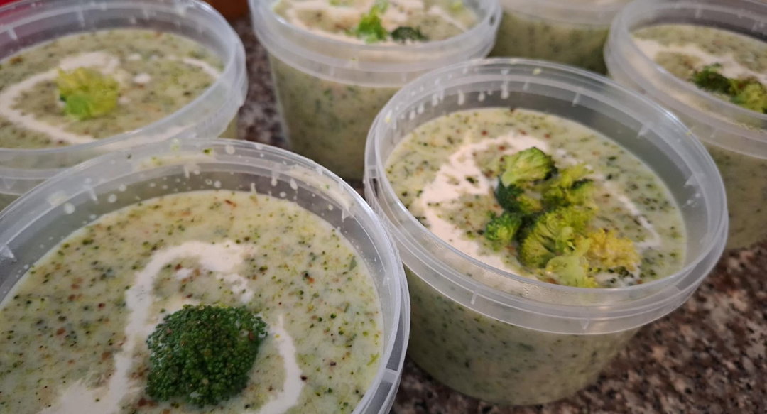 Creamy Broccoli Soup (V) 
